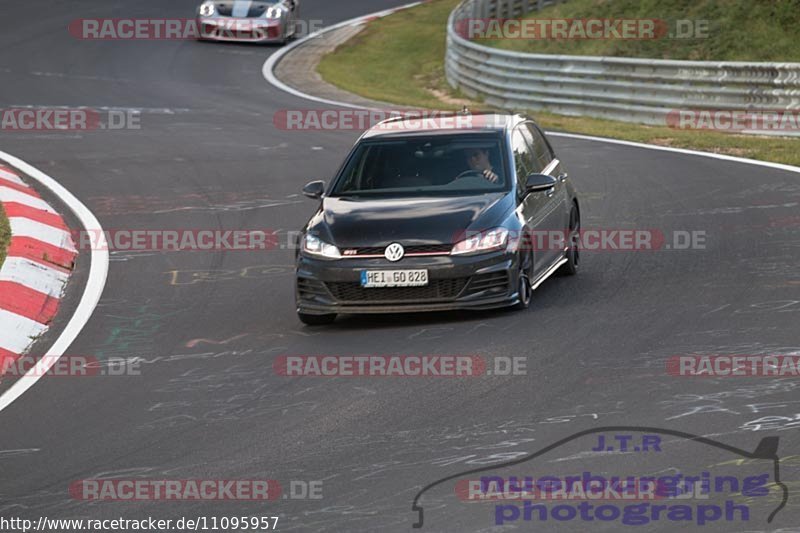 Bild #11095957 - Touristenfahrten Nürburgring Nordschleife (11.10.2020)