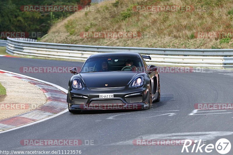 Bild #11123576 - Touristenfahrten Nürburgring Nordschleife (11.10.2020)