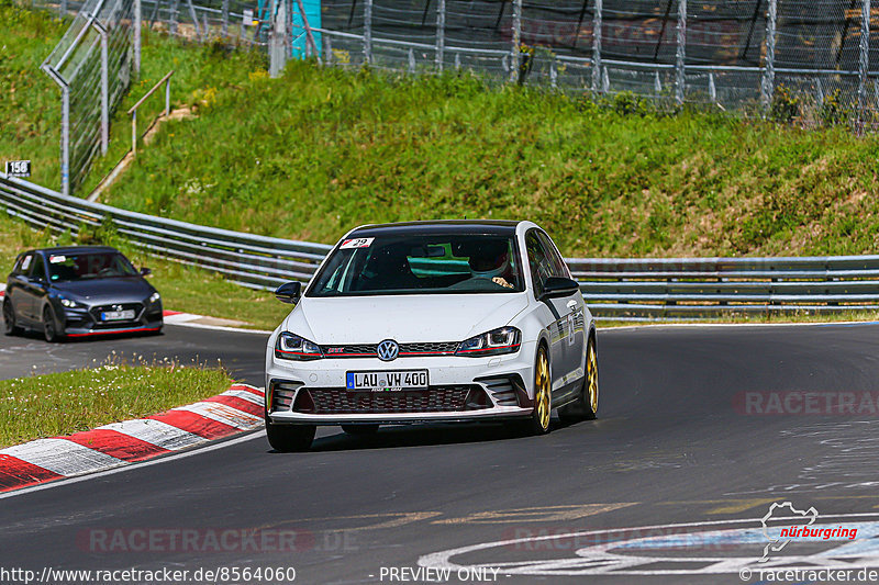 Bild #8564060 - SPORTFAHRERTRAINING NORDSCHLEIFE XL (18.05.2020)