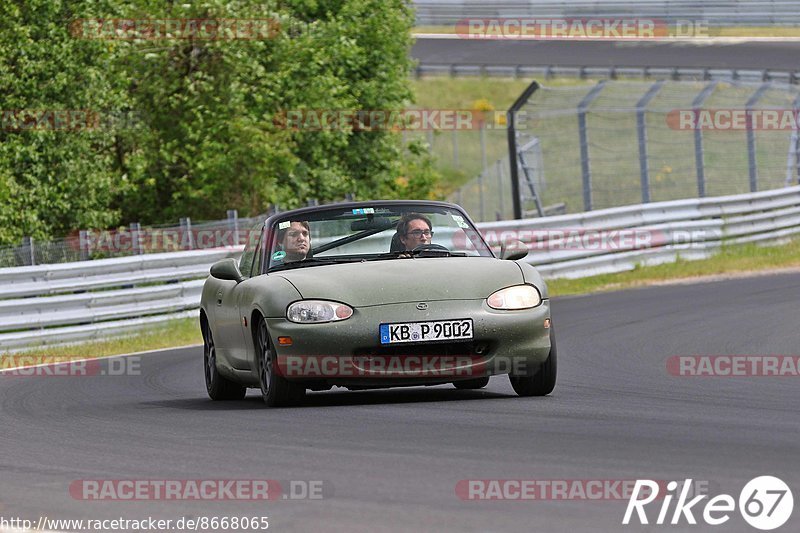 Bild #8668065 - Touristenfahrten Nürburgring Nordschleife (22.05.2020)