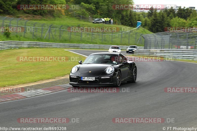 Bild #8693208 - Touristenfahrten Nürburgring Nordschleife (24.05.2020)