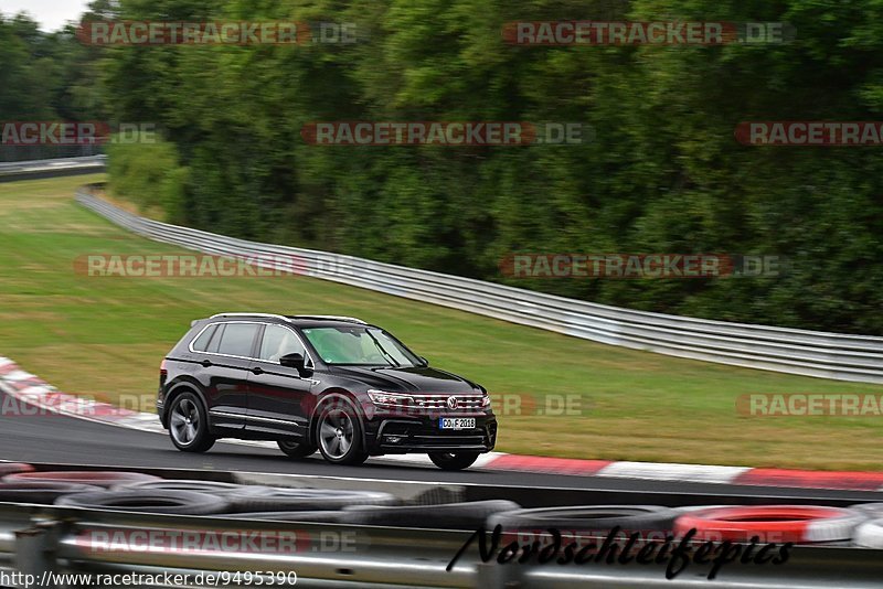 Bild #9495390 - Touristenfahrten Nürburgring Nordschleife (14.07.2020)