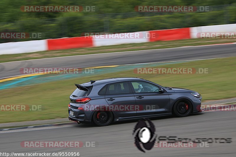 Bild #9550956 - Touristenfahrten Nürburgring GP-Strecke (19.07.2020)