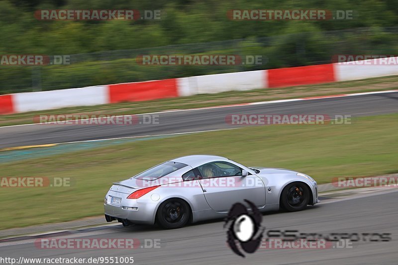 Bild #9551005 - Touristenfahrten Nürburgring GP-Strecke (19.07.2020)