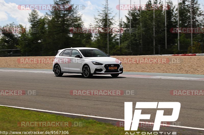 Bild #9567306 - Touristenfahrten Nürburgring GP-Strecke (19.07.2020)