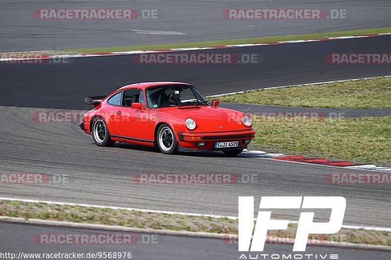 Bild #9568976 - Touristenfahrten Nürburgring GP-Strecke (19.07.2020)