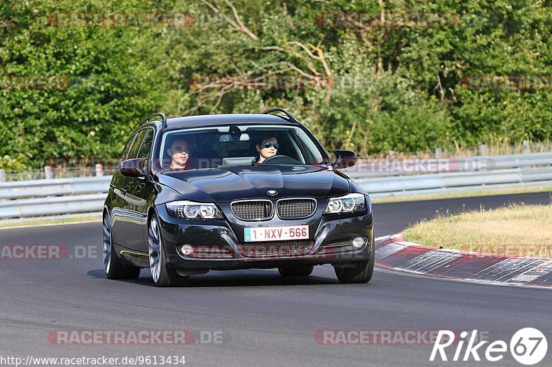 Bild #9613434 - Touristenfahrten Nürburgring Nordschleife (20.07.2020)