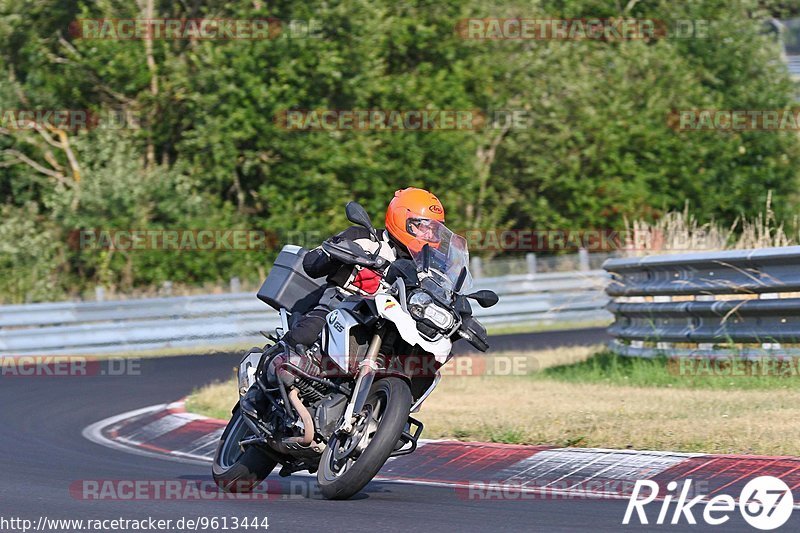 Bild #9613444 - Touristenfahrten Nürburgring Nordschleife (20.07.2020)