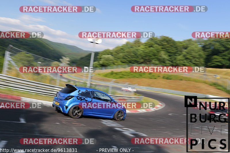 Bild #9613831 - Touristenfahrten Nürburgring Nordschleife (20.07.2020)