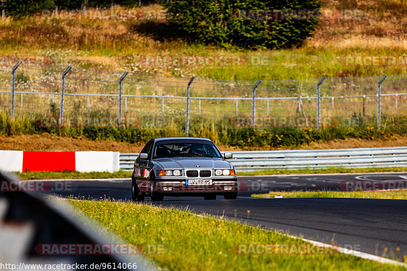 Bild #9614066 - Touristenfahrten Nürburgring Nordschleife (20.07.2020)