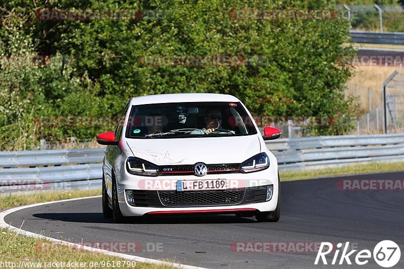 Bild #9618790 - Touristenfahrten Nürburgring Nordschleife (21.07.2020)