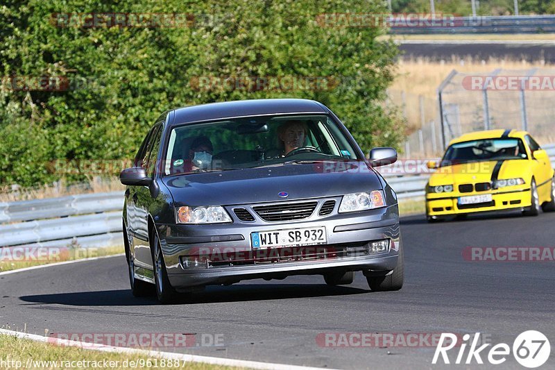 Bild #9618887 - Touristenfahrten Nürburgring Nordschleife (21.07.2020)