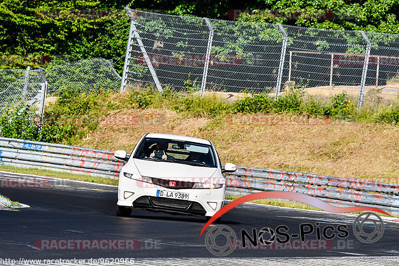 Bild #9620966 - Touristenfahrten Nürburgring Nordschleife (21.07.2020)