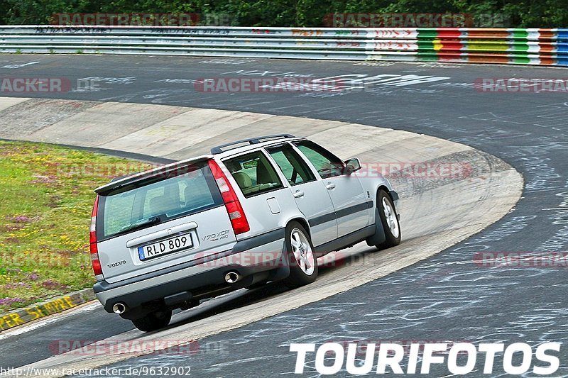 Bild #9632902 - Touristenfahrten Nürburgring Nordschleife (22.07.2020)