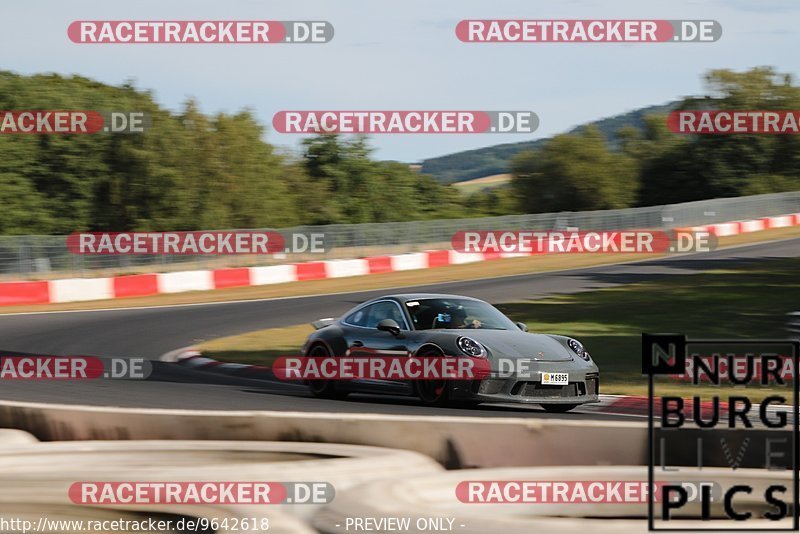 Bild #9642618 - Touristenfahrten Nürburgring Nordschleife (23.07.2020)