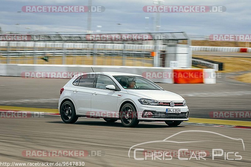 Bild #9647830 - Touristenfahrten Nürburgring GP-Strecke (24.07.2020)