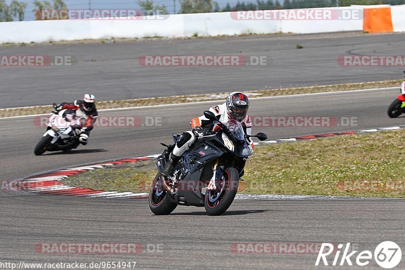 Bild #9654947 - Touristenfahrten Nürburgring GP-Strecke (24.07.2020)