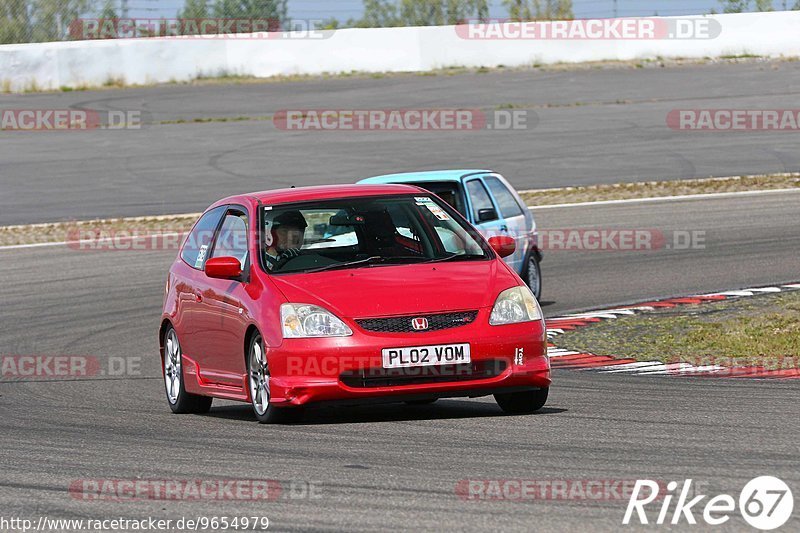 Bild #9654979 - Touristenfahrten Nürburgring GP-Strecke (24.07.2020)