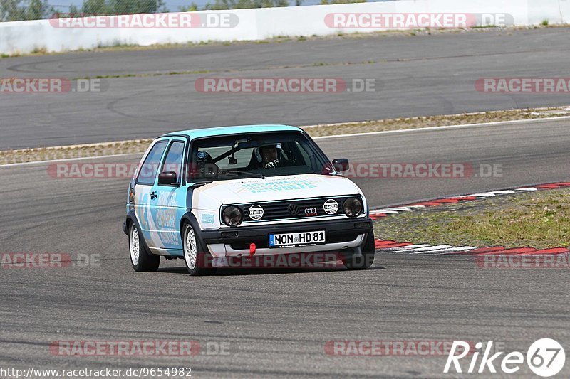 Bild #9654982 - Touristenfahrten Nürburgring GP-Strecke (24.07.2020)