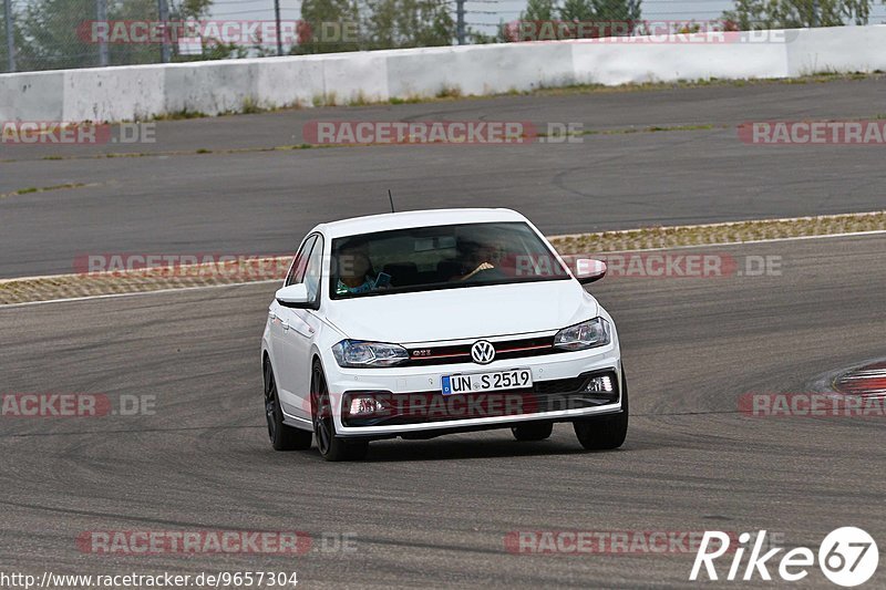 Bild #9657304 - Touristenfahrten Nürburgring GP-Strecke (24.07.2020)