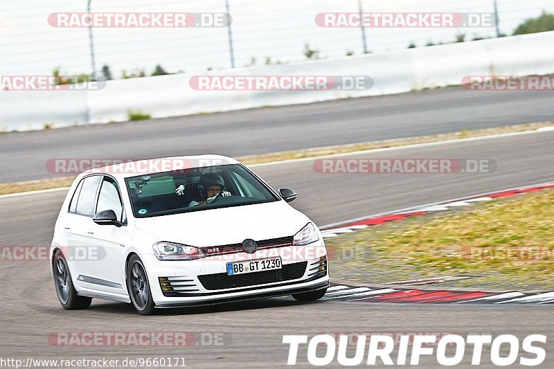 Bild #9660171 - Touristenfahrten Nürburgring GP-Strecke (24.07.2020)