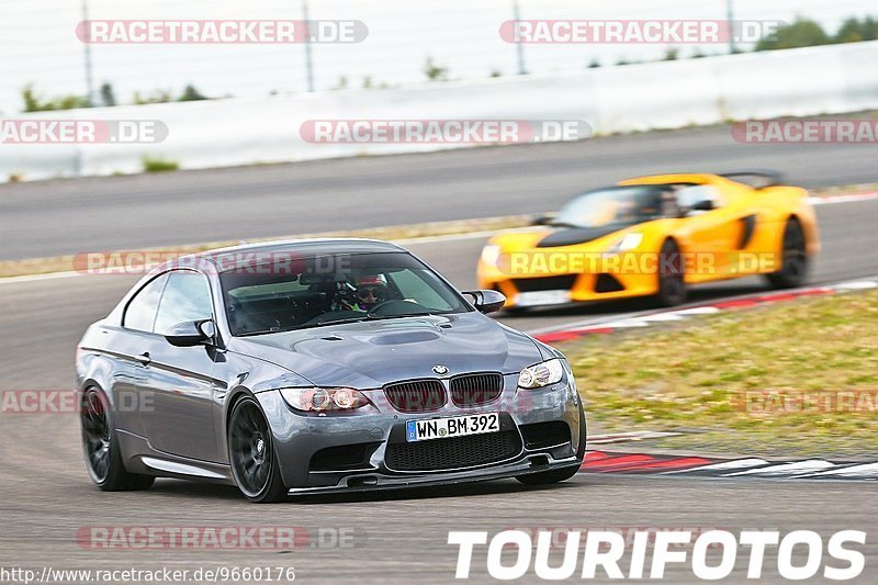 Bild #9660176 - Touristenfahrten Nürburgring GP-Strecke (24.07.2020)