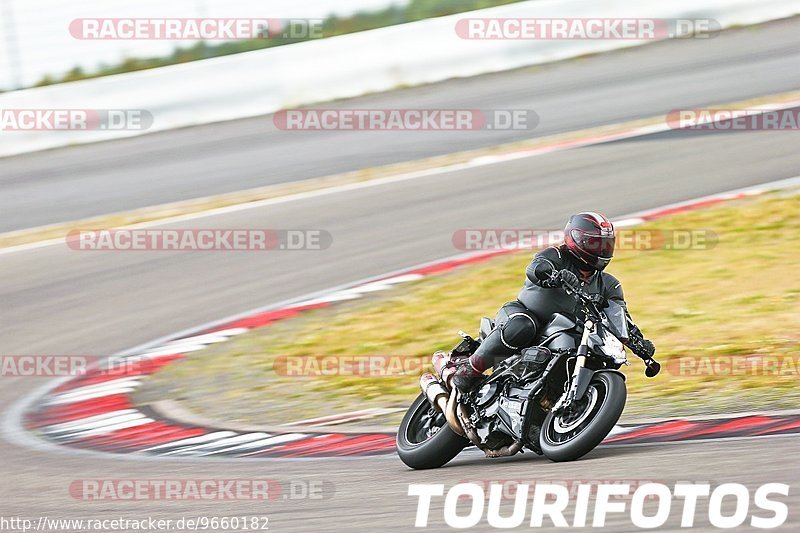 Bild #9660182 - Touristenfahrten Nürburgring GP-Strecke (24.07.2020)