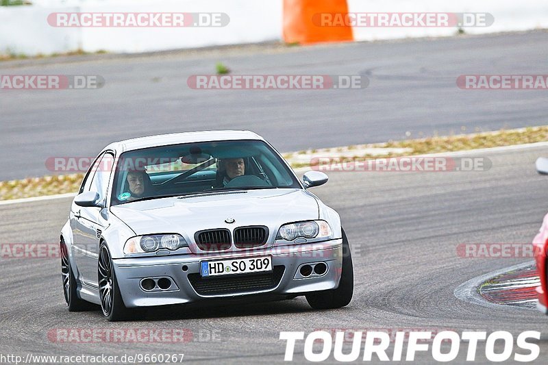 Bild #9660267 - Touristenfahrten Nürburgring GP-Strecke (24.07.2020)