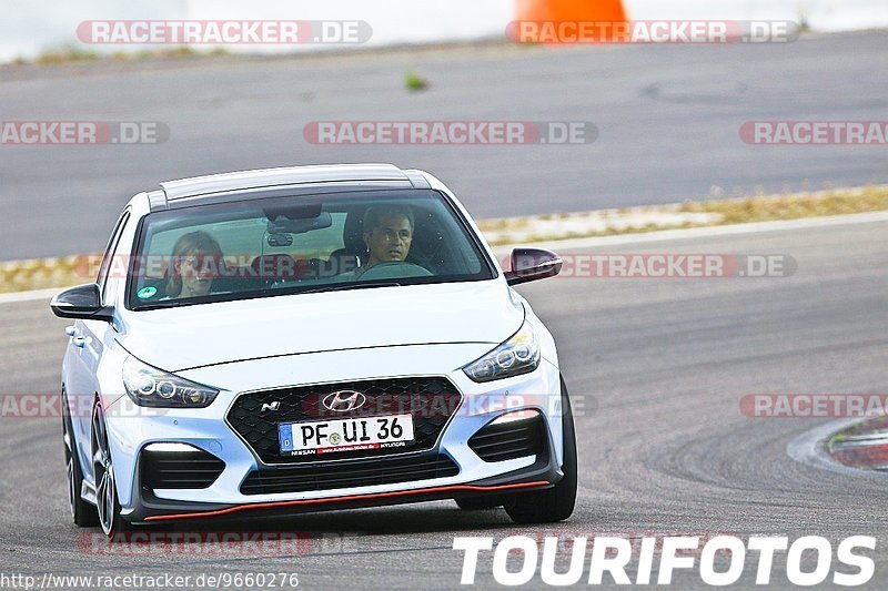 Bild #9660276 - Touristenfahrten Nürburgring GP-Strecke (24.07.2020)