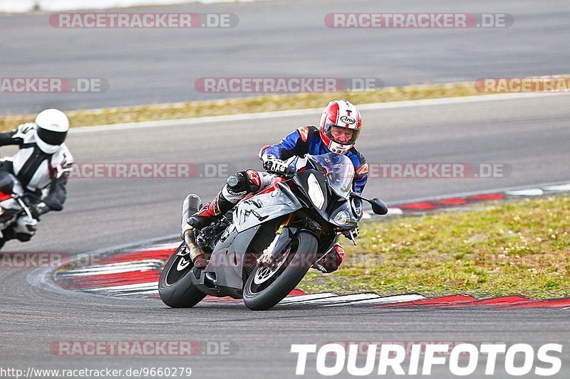 Bild #9660279 - Touristenfahrten Nürburgring GP-Strecke (24.07.2020)