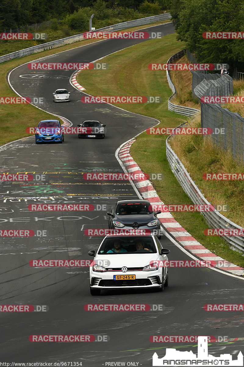 Bild #9671354 - Touristenfahrten Nürburgring Nordschleife (25.07.2020)