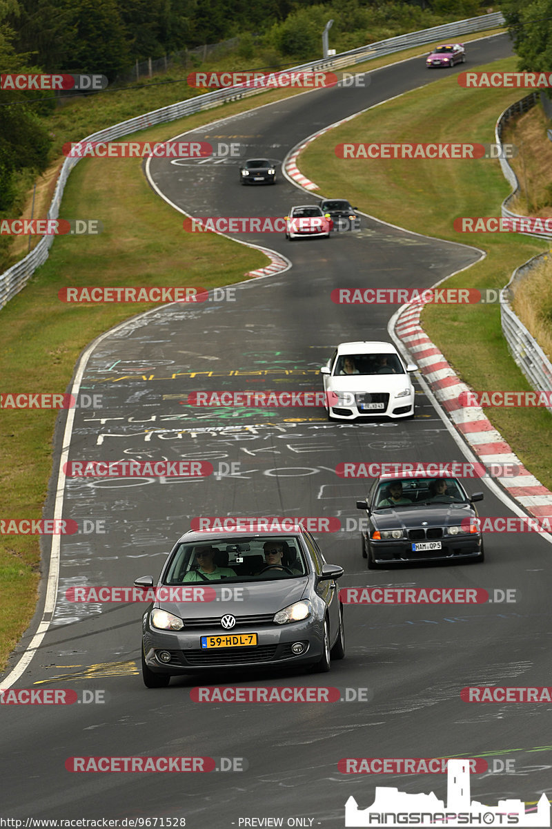 Bild #9671528 - Touristenfahrten Nürburgring Nordschleife (25.07.2020)