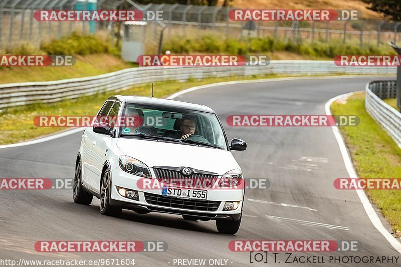 Bild #9671604 - Touristenfahrten Nürburgring Nordschleife (25.07.2020)