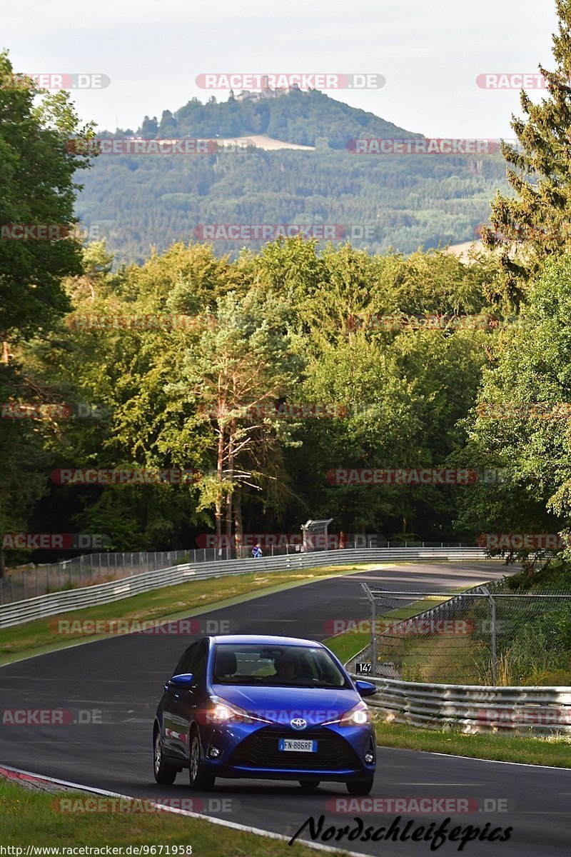 Bild #9671958 - Touristenfahrten Nürburgring Nordschleife (25.07.2020)