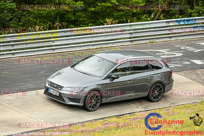 Bild #9681569 - Touristenfahrten Nürburgring Nordschleife (25.07.2020)