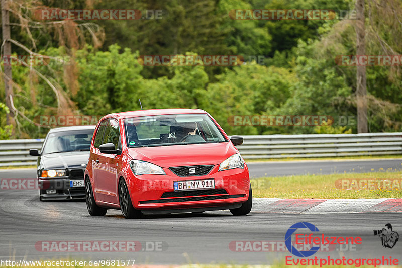 Bild #9681577 - Touristenfahrten Nürburgring Nordschleife (25.07.2020)