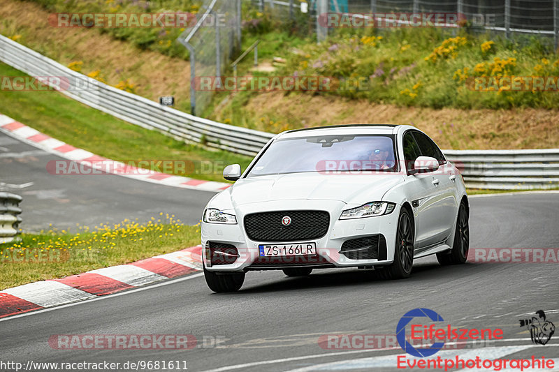 Bild #9681611 - Touristenfahrten Nürburgring Nordschleife (25.07.2020)