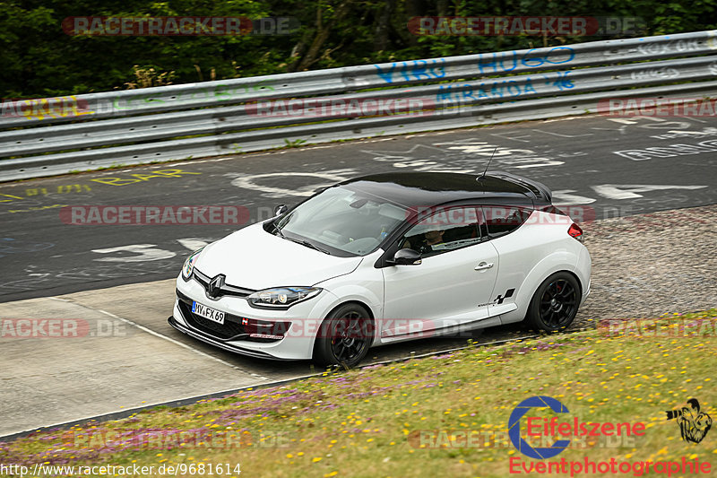 Bild #9681614 - Touristenfahrten Nürburgring Nordschleife (25.07.2020)