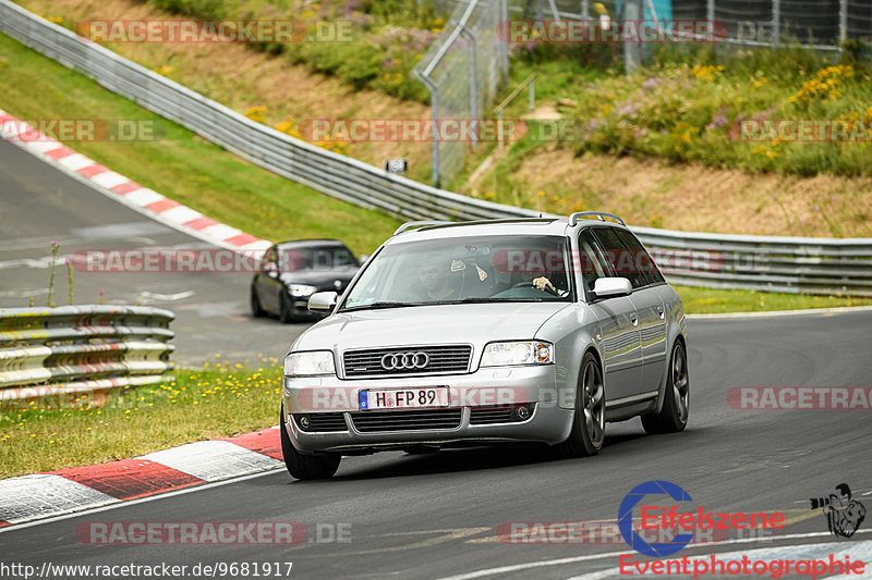 Bild #9681917 - Touristenfahrten Nürburgring Nordschleife (25.07.2020)