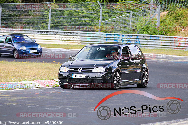 Bild #9690300 - Touristenfahrten Nürburgring Nordschleife (25.07.2020)