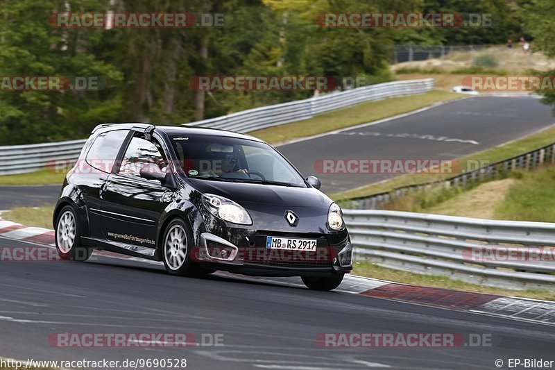 Bild #9690528 - Touristenfahrten Nürburgring Nordschleife (25.07.2020)