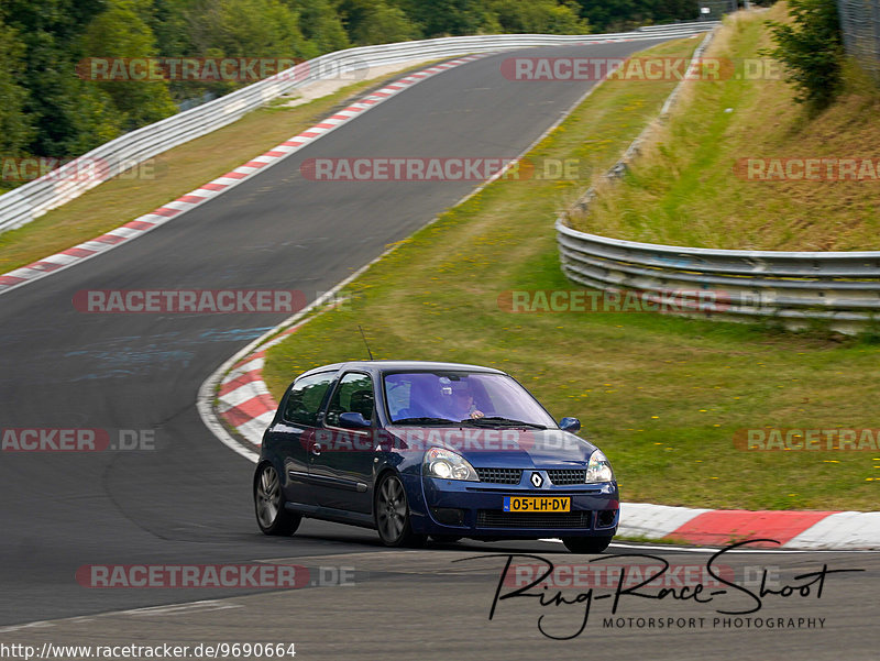 Bild #9690664 - Touristenfahrten Nürburgring Nordschleife (25.07.2020)