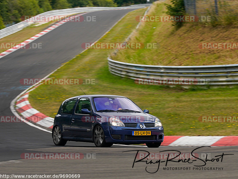 Bild #9690669 - Touristenfahrten Nürburgring Nordschleife (25.07.2020)