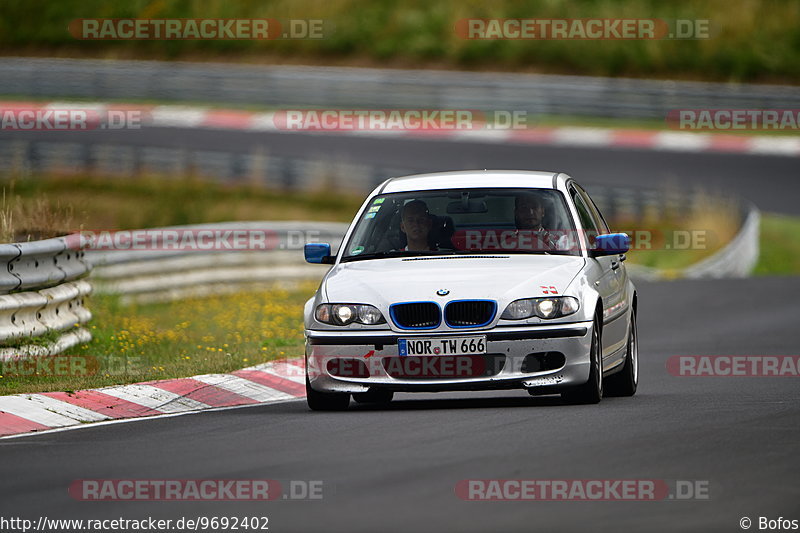 Bild #9692402 - Touristenfahrten Nürburgring Nordschleife (25.07.2020)