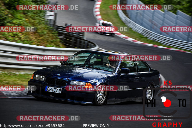 Bild #9693684 - Touristenfahrten Nürburgring Nordschleife (25.07.2020)