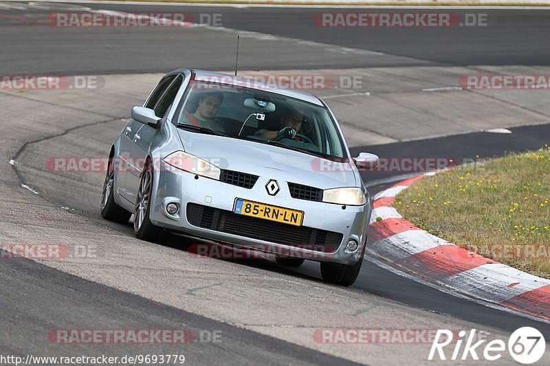 Bild #9693779 - Touristenfahrten Nürburgring Nordschleife (25.07.2020)