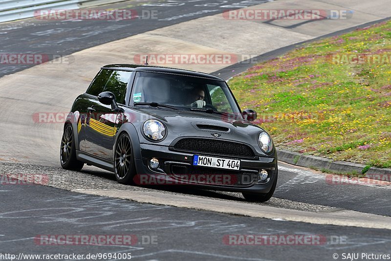 Bild #9694005 - Touristenfahrten Nürburgring Nordschleife (25.07.2020)