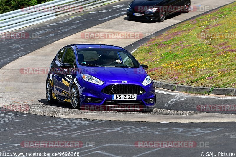 Bild #9696368 - Touristenfahrten Nürburgring Nordschleife (25.07.2020)