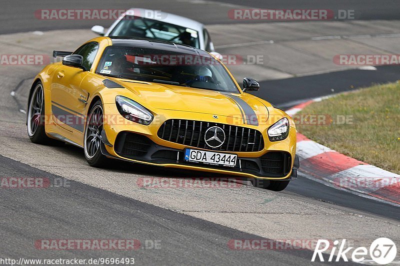 Bild #9696493 - Touristenfahrten Nürburgring Nordschleife (25.07.2020)