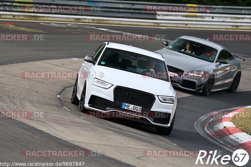 Bild #9697847 - Touristenfahrten Nürburgring Nordschleife (25.07.2020)